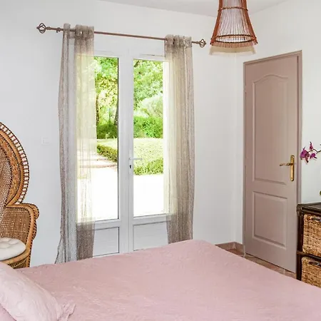 Cozy In With Kitchen * Payzac (Dordogne)